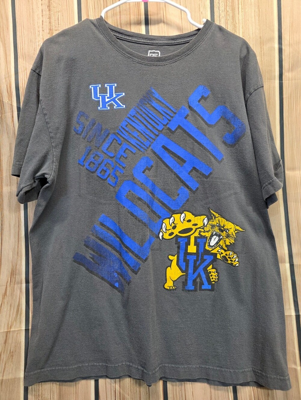 XL Vintage Kentucky Wildcats NCAA T-Shirt by Pro Edge, Made